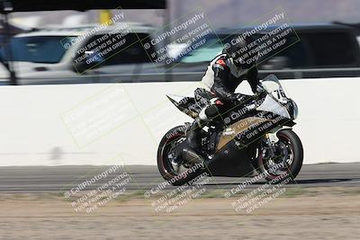 media/Oct-05-2025-CVMA (Sun) [[beeef4f201]]/Race 2-Supersport Middleweight/